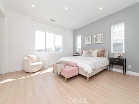 414  Treble  , Irvine, CA