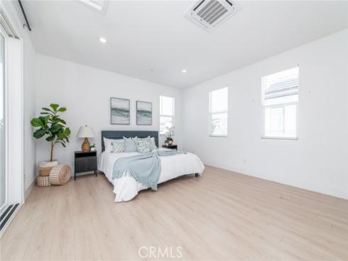 414  Treble  , Irvine, CA