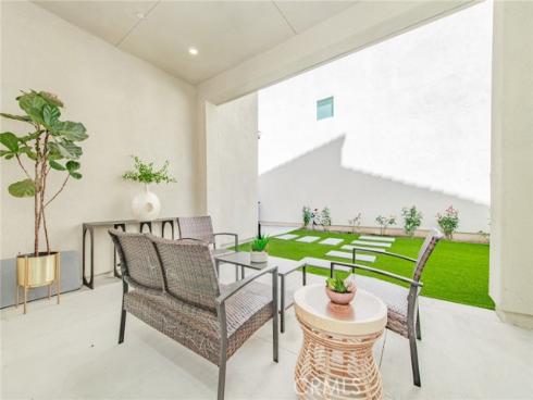 414  Treble  , Irvine, CA