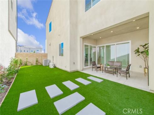 414  Treble  , Irvine, CA