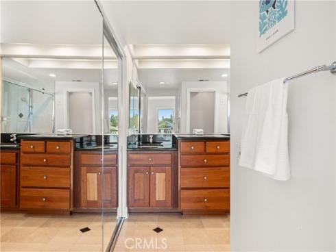 25  Lakeview  60 , Irvine, CA