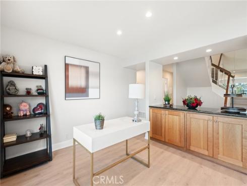 25  Lakeview  60 , Irvine, CA