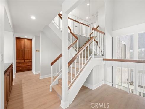 25  Lakeview  60 , Irvine, CA