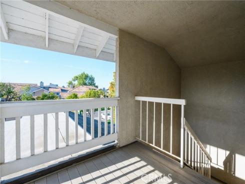 25  Lakeview  60 , Irvine, CA