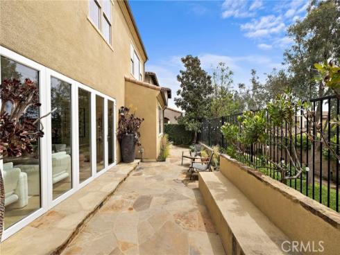 122  Catalonia  , Irvine, CA