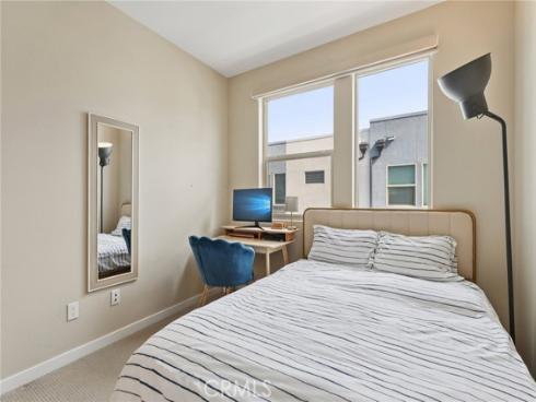 302  Placemark  , Irvine, CA