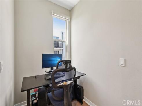 302  Placemark  , Irvine, CA