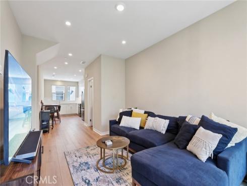 302  Placemark  , Irvine, CA