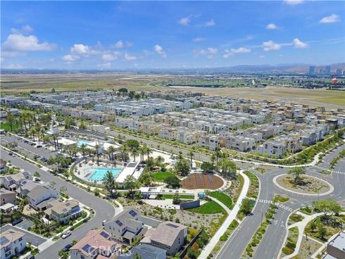 168 Scale , Irvine, CA