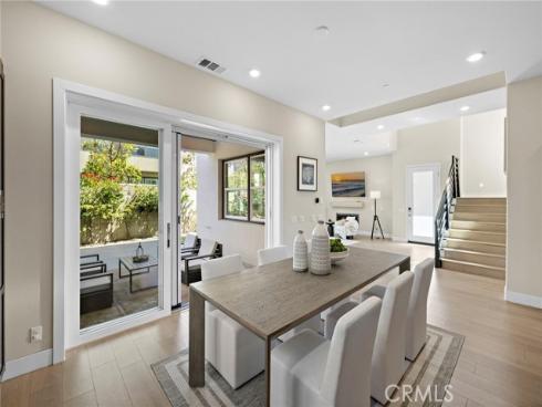 77  Pelican  , Irvine, CA