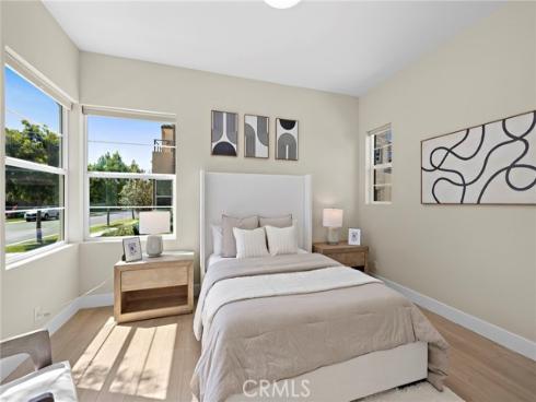 77  Pelican  , Irvine, CA