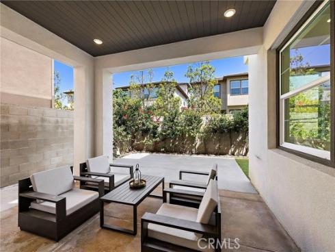 77  Pelican  , Irvine, CA