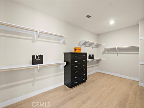 77  Pelican  , Irvine, CA