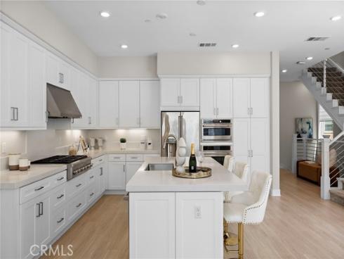 102  Pattern  , Irvine, CA