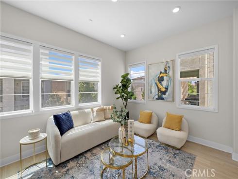 102  Pattern  , Irvine, CA