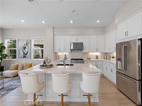 102  Pattern  , Irvine, CA