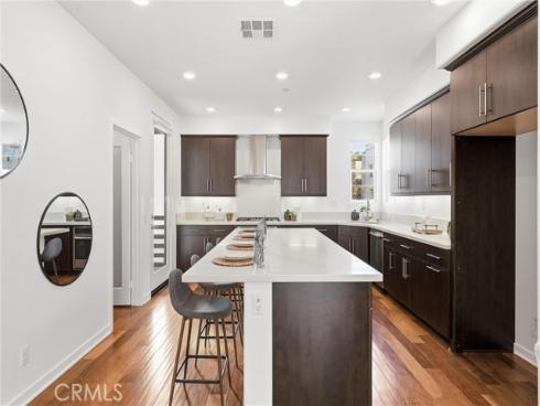 136  Acamar  , Irvine, CA