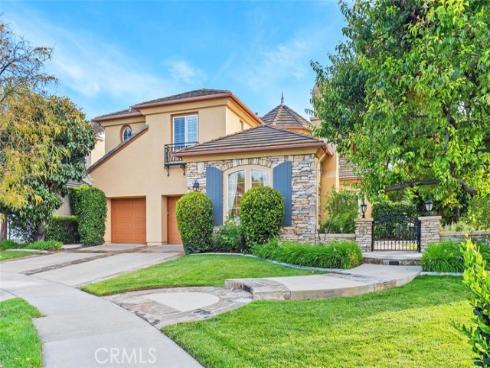 36  Walnut Creek  , Irvine, CA