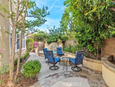 36  Walnut Creek  , Irvine, CA