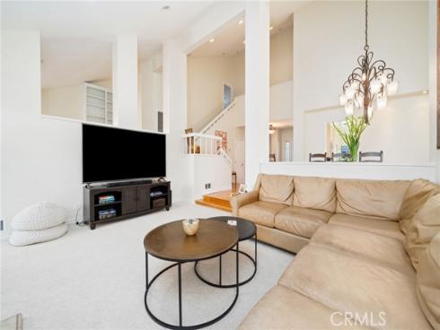 49  Pinewood  25 , Irvine, CA