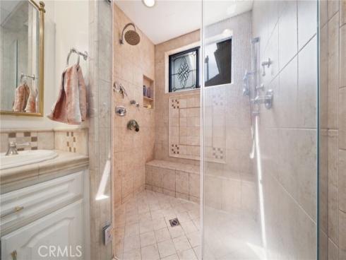 49  Pinewood  25 , Irvine, CA