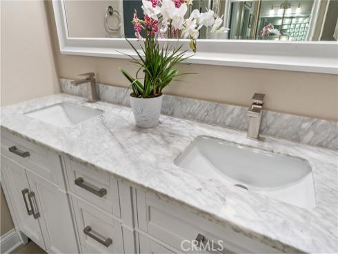 1  Cerrito  , Irvine, CA