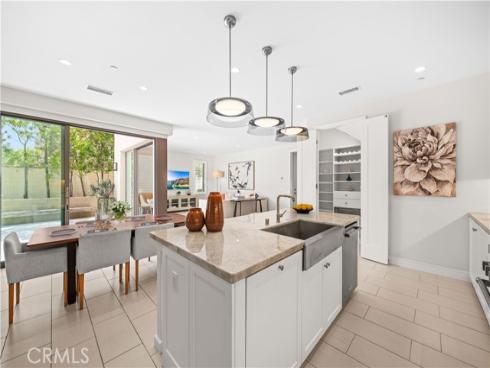 164  Villa Ridge  , Irvine, CA