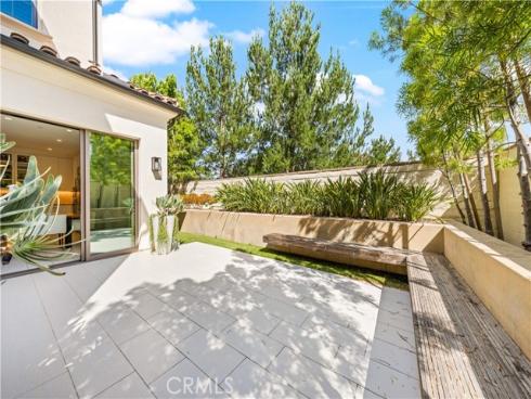 164  Villa Ridge  , Irvine, CA