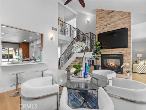 31  Columbus  , Irvine, CA