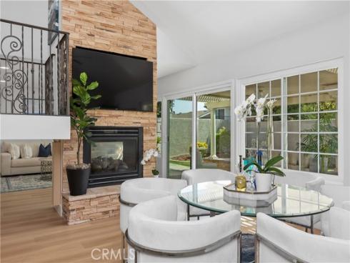 31  Columbus  , Irvine, CA