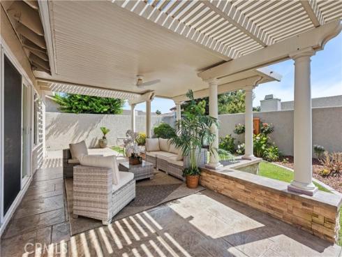 31  Columbus  , Irvine, CA