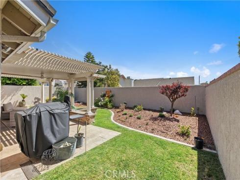 31  Columbus  , Irvine, CA