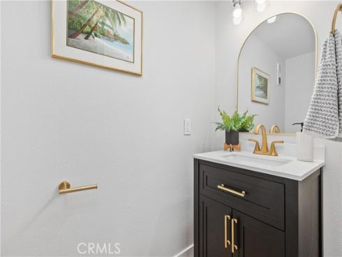 31  Columbus  , Irvine, CA