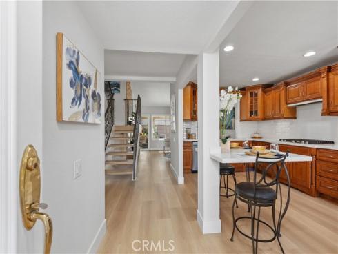 31  Columbus  , Irvine, CA