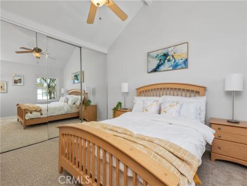 31  Columbus  , Irvine, CA