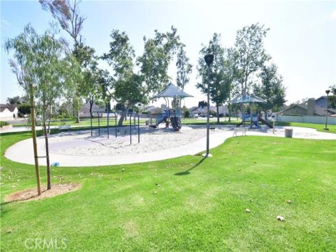 31  Columbus  , Irvine, CA