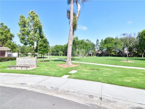 31  Columbus  , Irvine, CA