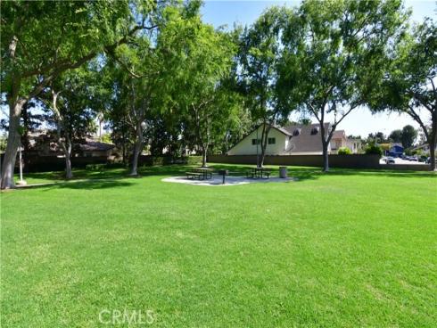 31  Columbus  , Irvine, CA