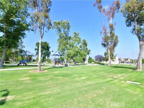 31  Columbus  , Irvine, CA