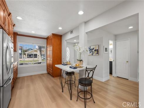 31  Columbus  , Irvine, CA