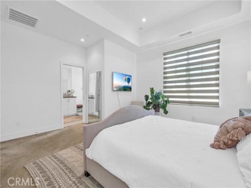 115  Halworth  , Irvine, CA