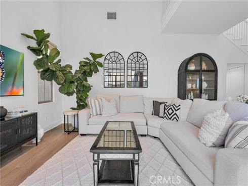 115  Halworth  , Irvine, CA