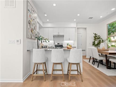 112 Tallowood , Irvine, CA