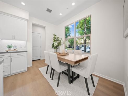 112 Tallowood , Irvine, CA