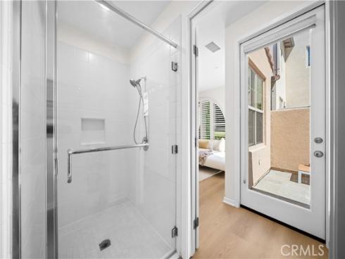 112 Tallowood , Irvine, CA