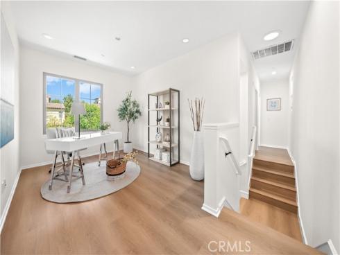 112 Tallowood , Irvine, CA