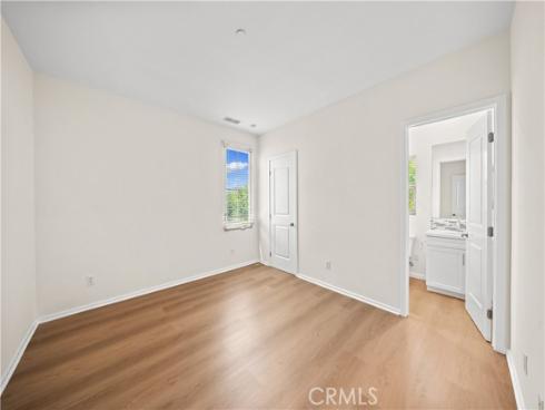 112 Tallowood , Irvine, CA
