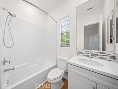 112 Tallowood , Irvine, CA