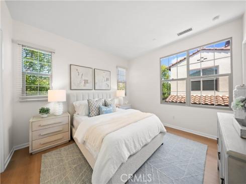 112 Tallowood , Irvine, CA