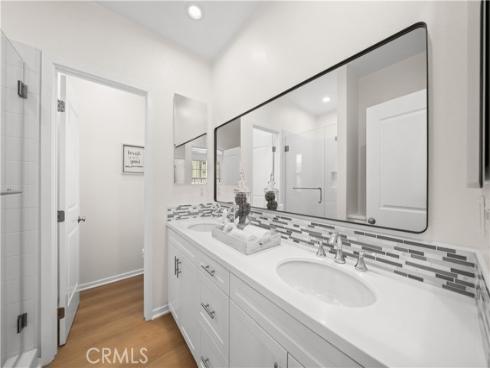 112 Tallowood , Irvine, CA